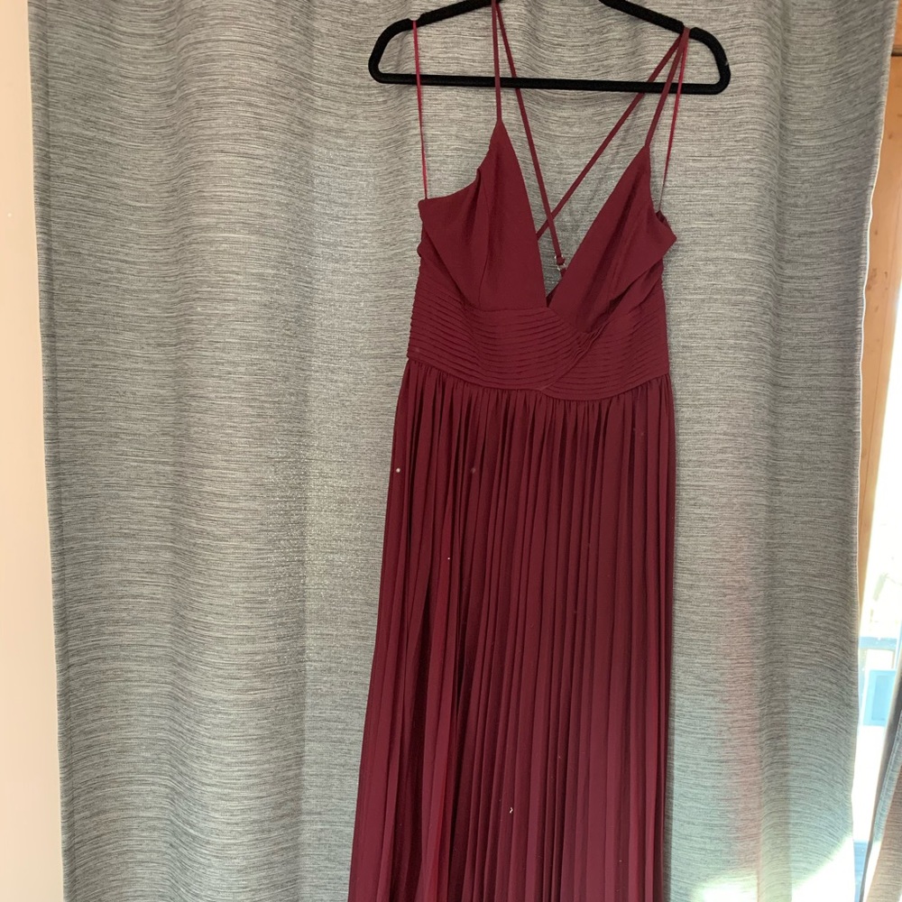 Long dress (tried on only)